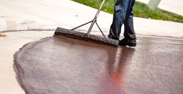 Tips to pour concrete over asphalt.
