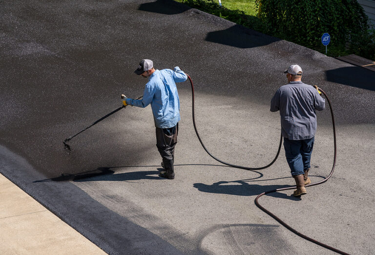 An Overview of the Benefits of Commercial Asphalt Sealcoating ACI ASPHALT & CONCRETE