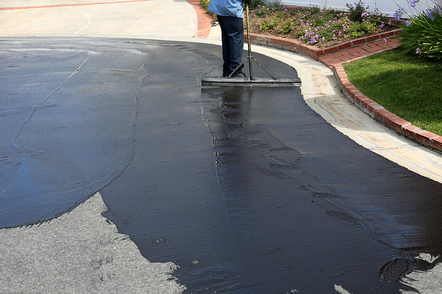 Call 317-549-1833 For Asphalt Paving and Asphalt Seal Coat Services in Indianapolis
